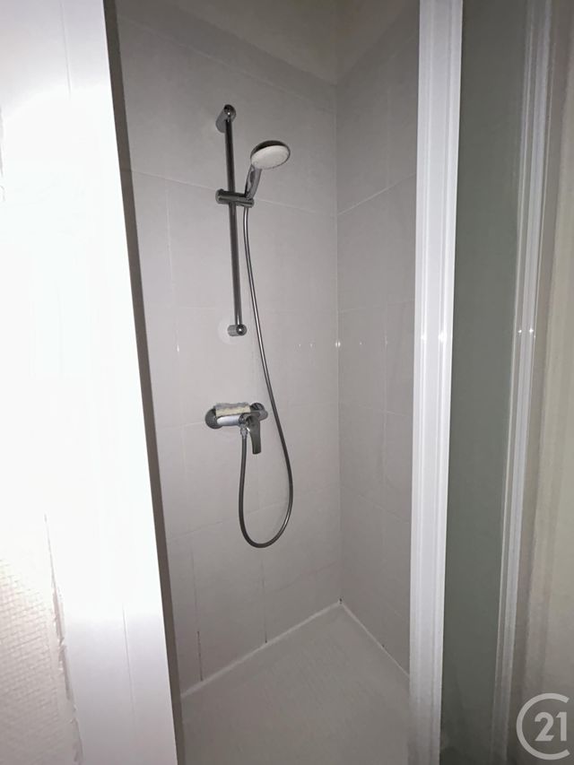 Appartement F1 &agrave; louer - 1 pi&egrave;ce - 22,64 m2 - Paris - 75018 - ILE-DE-FRANCE