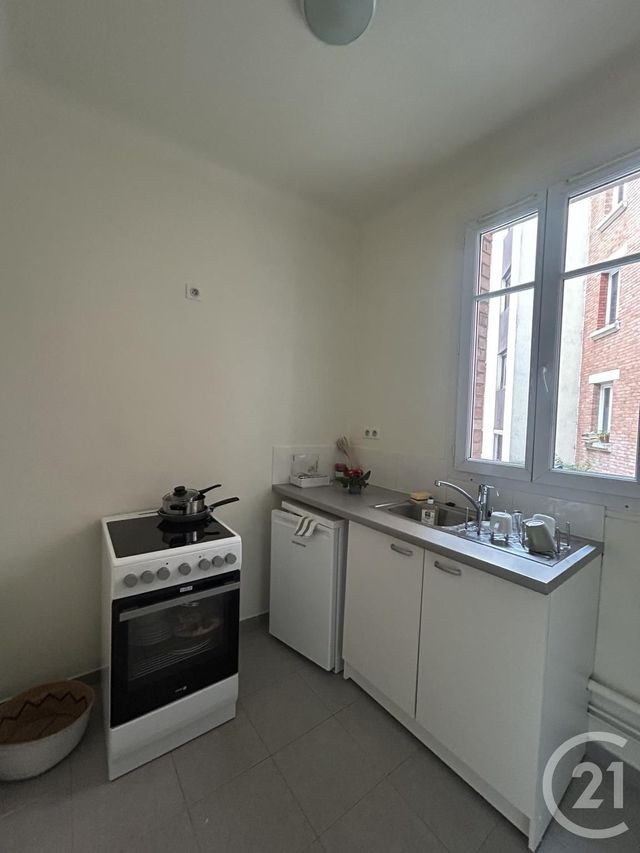 Appartement F1 &agrave; louer - 1 pi&egrave;ce - 22,64 m2 - Paris - 75018 - ILE-DE-FRANCE