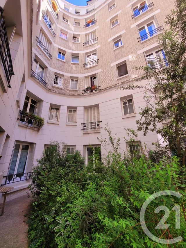 Appartement F1 &agrave; louer - 1 pi&egrave;ce - 20,66 m2 - Paris - 75018 - ILE-DE-FRANCE