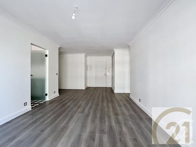 Appartement F2 &agrave; vendre - 2 pi&egrave;ces - 49 m2 - Paris - 75018 - ILE-DE-FRANCE
