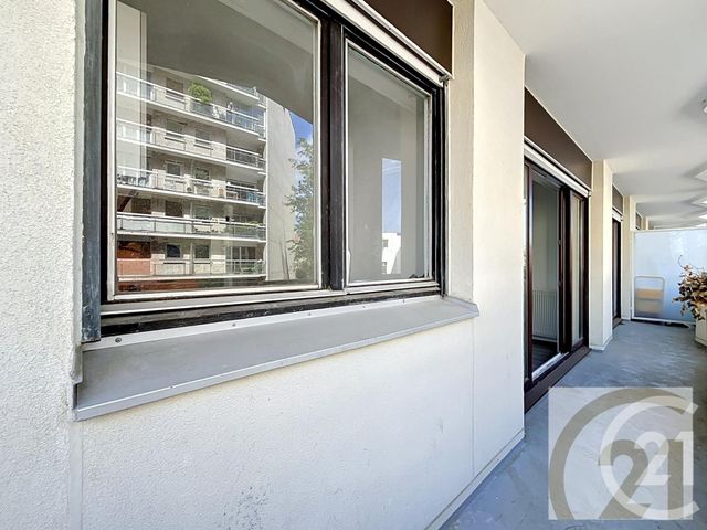 Appartement F2 &agrave; vendre - 2 pi&egrave;ces - 49 m2 - Paris - 75018 - ILE-DE-FRANCE