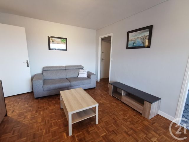 Appartement T2 &agrave; louer - 2 pi&egrave;ces - 56,51 m2 - Paris - 75018 - ILE-DE-FRANCE