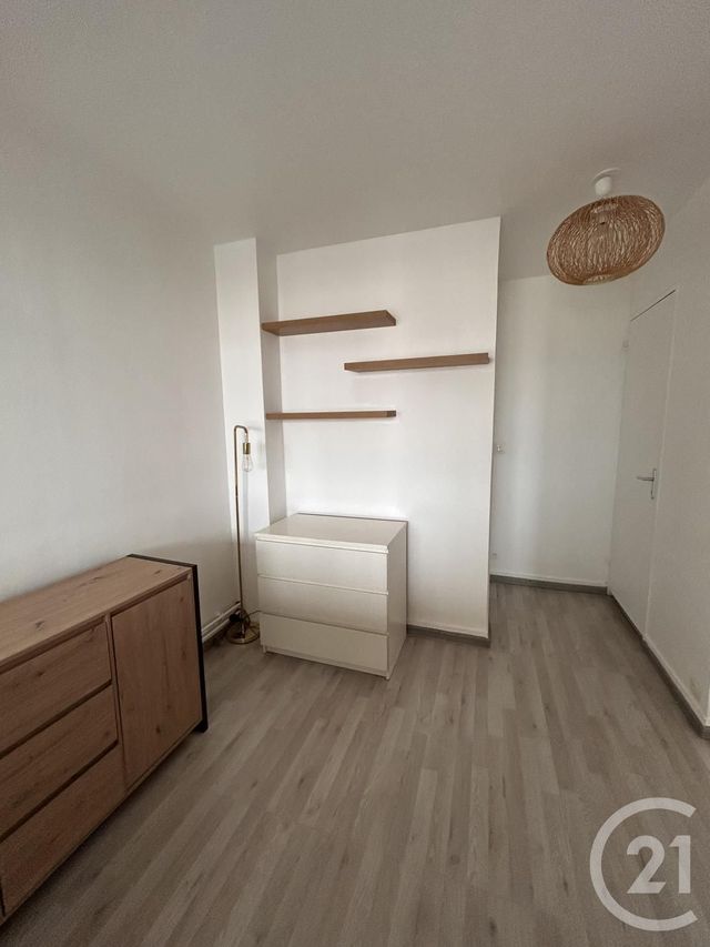 Appartement T2 &agrave; louer - 2 pi&egrave;ces - 56,51 m2 - Paris - 75018 - ILE-DE-FRANCE