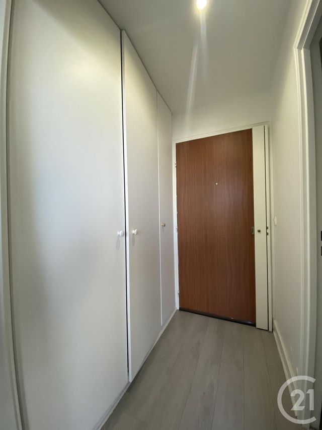 Appartement Studio &agrave; louer - 1 pi&egrave;ce - 26,05 m2 - Paris - 75018 - ILE-DE-FRANCE