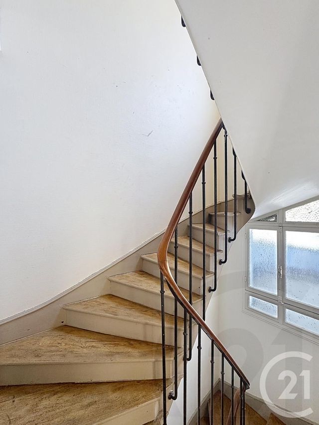 Appartement F2 &agrave; vendre - 2 pi&egrave;ces - 44 m2 - Paris - 75018 - ILE-DE-FRANCE