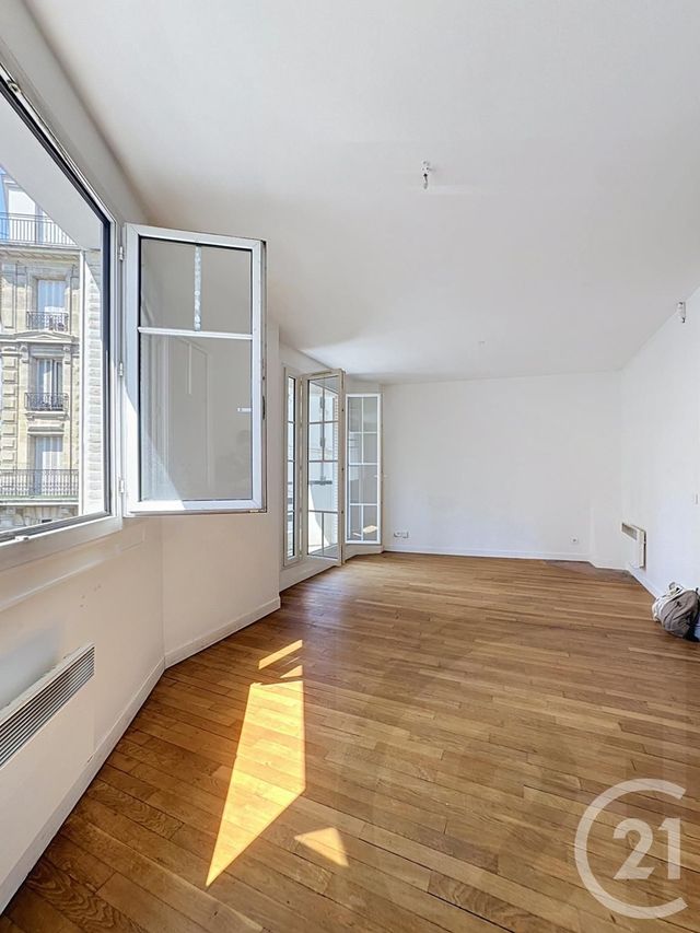 Appartement F2 &agrave; vendre - 2 pi&egrave;ces - 44 m2 - Paris - 75018 - ILE-DE-FRANCE