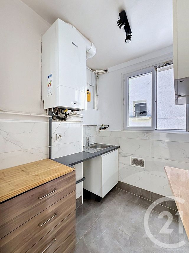 Appartement F2 &agrave; vendre - 2 pi&egrave;ces - 31 m2 - Paris - 75018 - ILE-DE-FRANCE