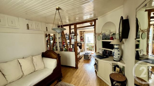 Appartement &agrave; vendre - 3 pi&egrave;ces - 42,60 m2 - Paris - 75018 - ILE-DE-FRANCE