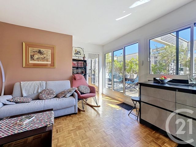 Appartement F2 &agrave; vendre - 2 pi&egrave;ces - 37 m2 - Paris - 75018 - ILE-DE-FRANCE