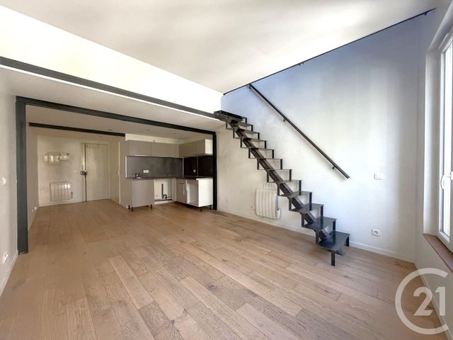 Appartement F4 &agrave; vendre - 4 pi&egrave;ces - 85 m2 - Paris - 75018 - ILE-DE-FRANCE