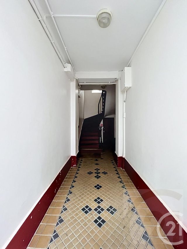 Appartement F2 &agrave; vendre - 2 pi&egrave;ces - 27,30 m2 - Paris - 75018 - ILE-DE-FRANCE