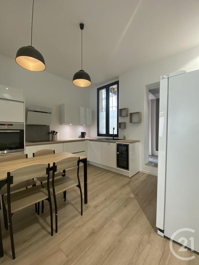 Appartement F3 &agrave; louer - 3 pi&egrave;ces - 59,13 m2 - Paris - 75018 - ILE-DE-FRANCE