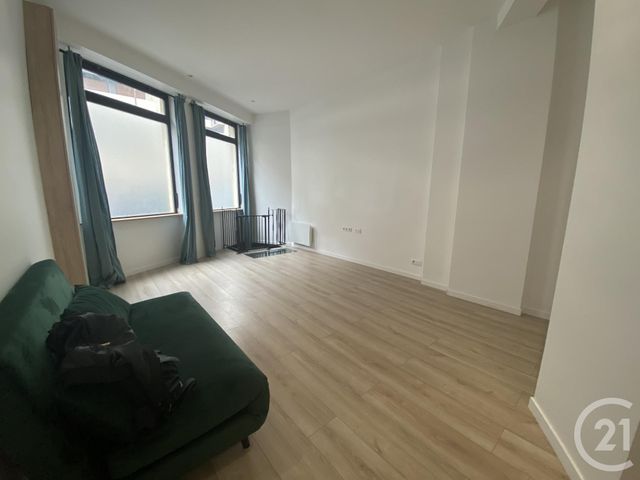 Appartement F3 &agrave; louer - 3 pi&egrave;ces - 59,13 m2 - Paris - 75018 - ILE-DE-FRANCE
