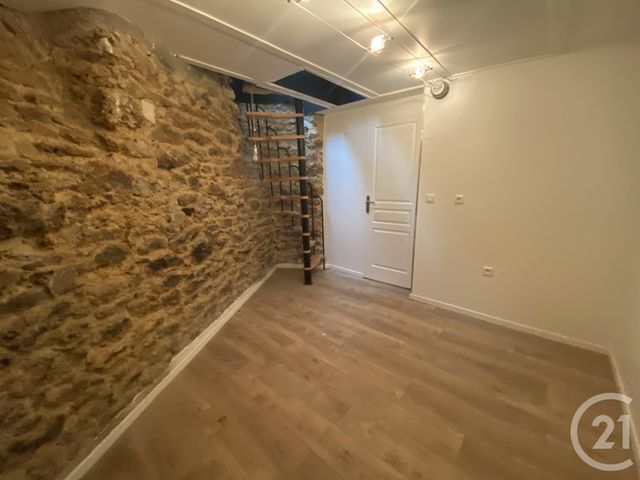 Appartement F3 &agrave; louer - 3 pi&egrave;ces - 59,13 m2 - Paris - 75018 - ILE-DE-FRANCE