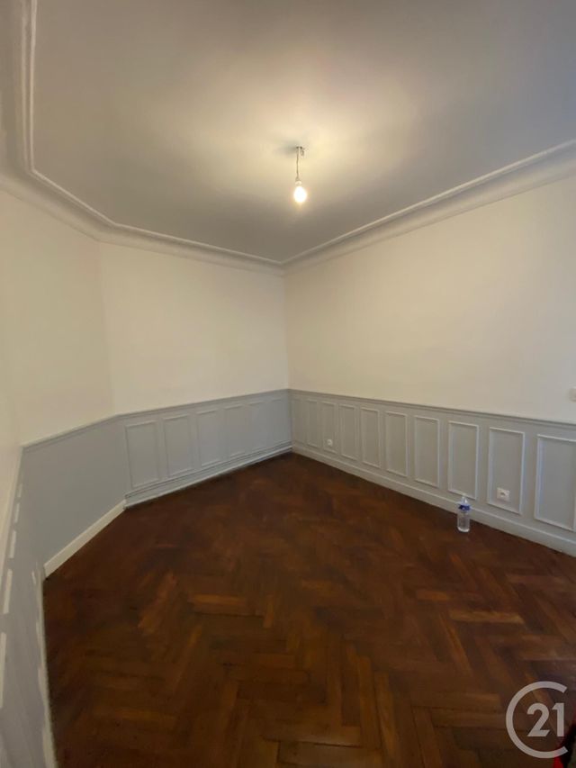 Appartement F2 &agrave; louer - 2 pi&egrave;ces - 31,34 m2 - Paris - 75018 - ILE-DE-FRANCE