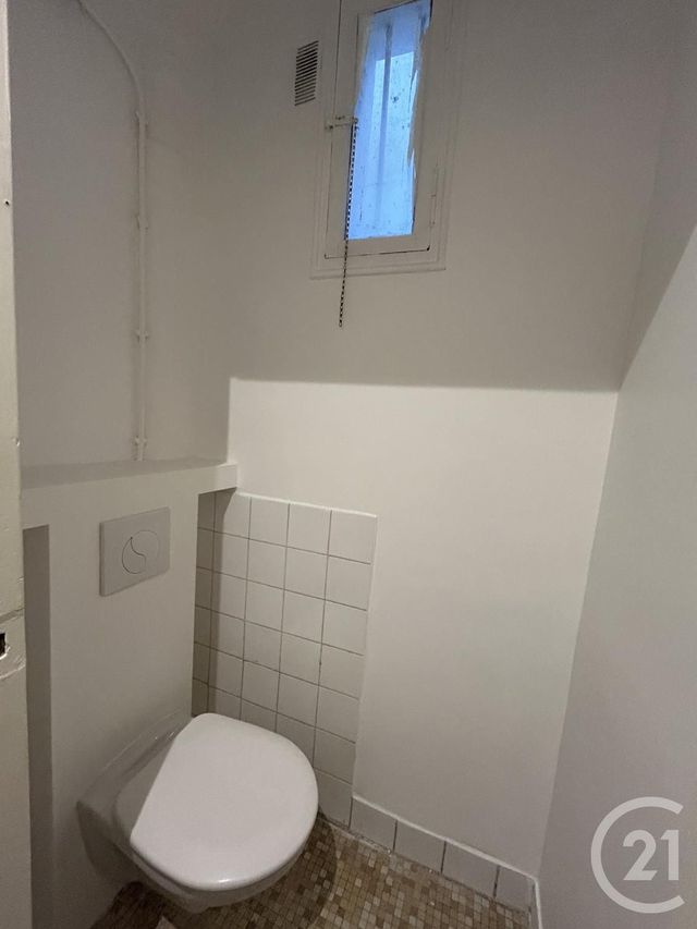 Appartement F2 &agrave; louer - 2 pi&egrave;ces - 31,34 m2 - Paris - 75018 - ILE-DE-FRANCE