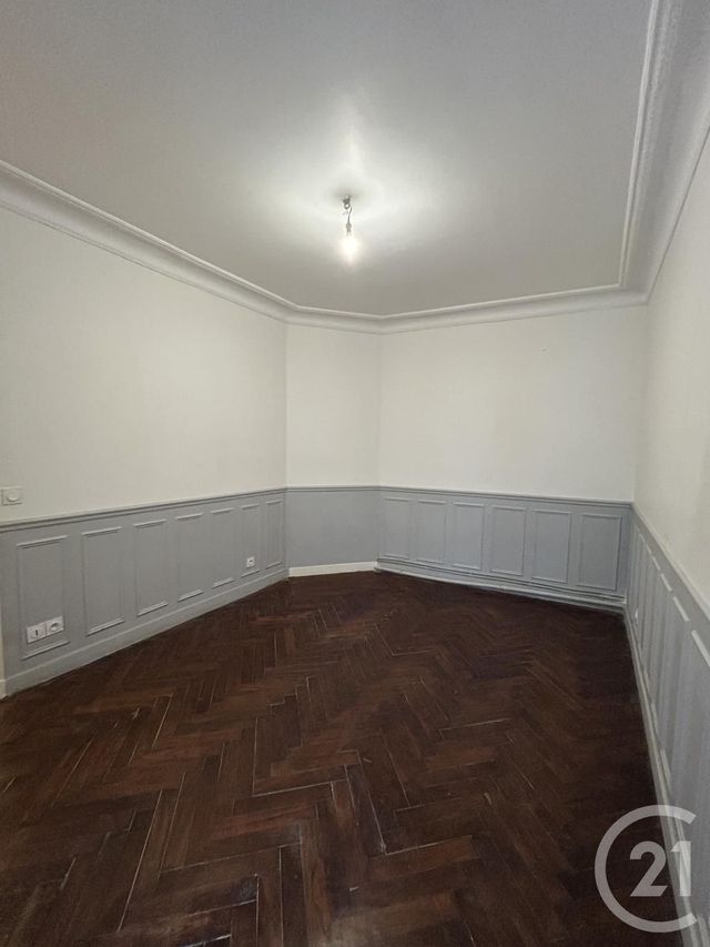 Appartement F2 &agrave; louer - 2 pi&egrave;ces - 31,34 m2 - Paris - 75018 - ILE-DE-FRANCE