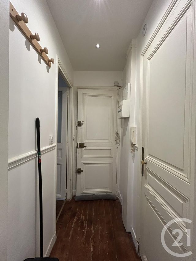 Appartement F2 &agrave; louer - 2 pi&egrave;ces - 31,34 m2 - Paris - 75018 - ILE-DE-FRANCE