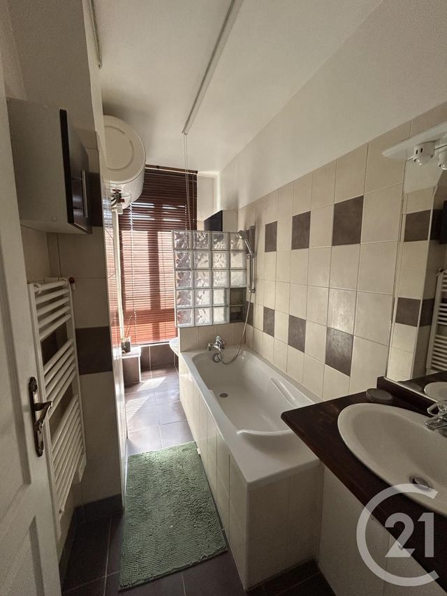 Appartement T2 &agrave; louer - 2 pi&egrave;ces - 43,53 m2 - Paris - 75018 - ILE-DE-FRANCE