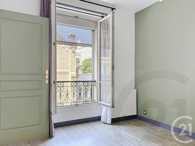 Appartement F2 &agrave; vendre - 2 pi&egrave;ces - 32,50 m2 - Paris - 75018 - ILE-DE-FRANCE