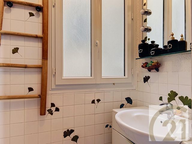 Appartement F2 &agrave; vendre - 2 pi&egrave;ces - 43 m2 - Paris - 75018 - ILE-DE-FRANCE