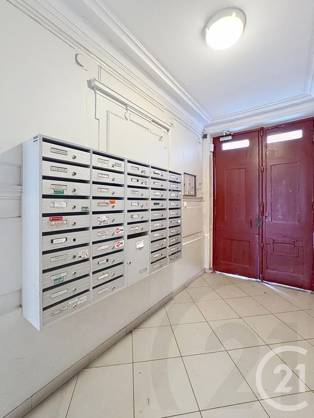 Appartement F2 &agrave; vendre - 3 pi&egrave;ces - 40 m2 - Paris - 75018 - ILE-DE-FRANCE