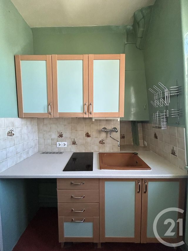 Appartement F1 &agrave; louer - 1 pi&egrave;ce - 17,40 m2 - Paris - 75018 - ILE-DE-FRANCE