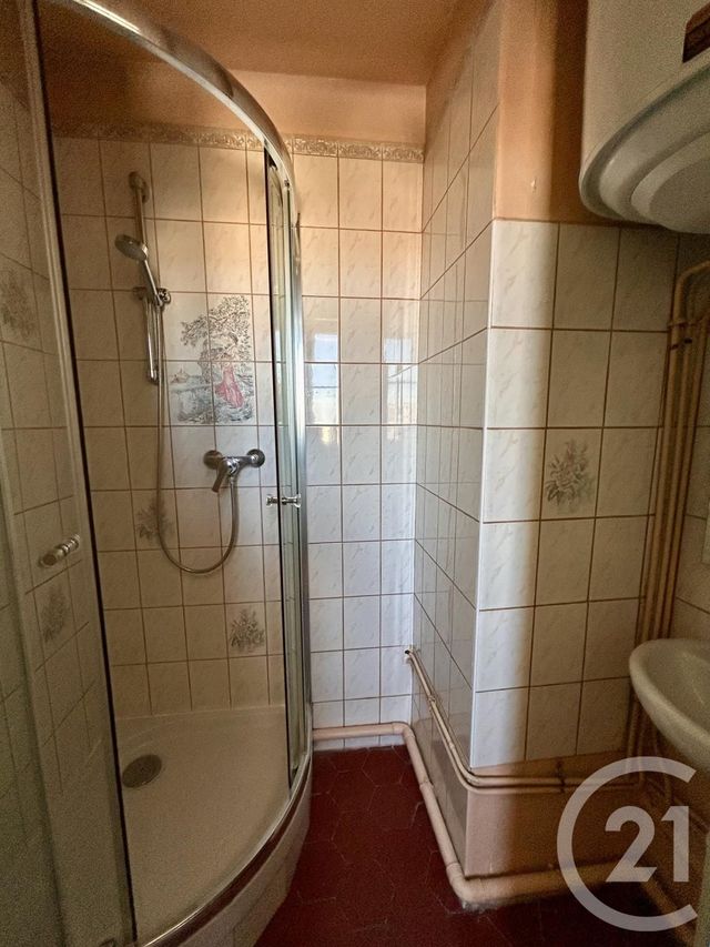 Appartement F1 &agrave; louer - 1 pi&egrave;ce - 17,40 m2 - Paris - 75018 - ILE-DE-FRANCE
