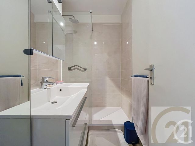 Appartement F2 &agrave; vendre - 3 pi&egrave;ces - 61 m2 - Paris - 75018 - ILE-DE-FRANCE