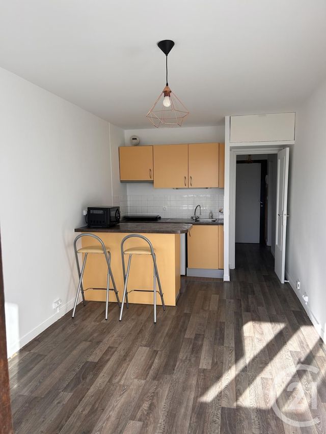 Appartement F1 &agrave; louer - 1 pi&egrave;ce - 25,67 m2 - Paris - 75018 - ILE-DE-FRANCE