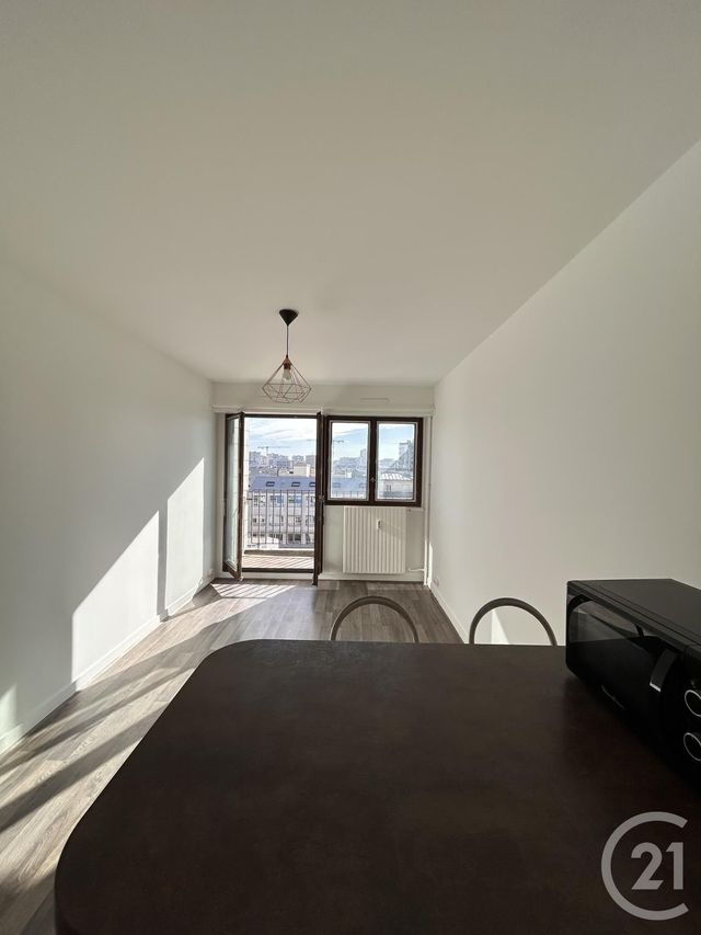 Appartement F1 &agrave; louer - 1 pi&egrave;ce - 25,67 m2 - Paris - 75018 - ILE-DE-FRANCE