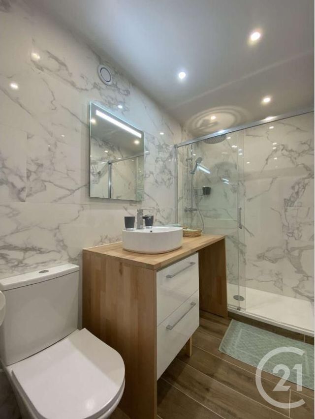 Appartement F1 &agrave; louer - 1 pi&egrave;ce - 22,10 m2 - Paris - 75018 - ILE-DE-FRANCE