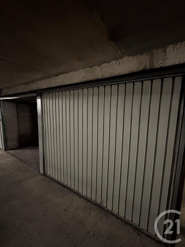 Parking &agrave; vendre - 13 m2 - Paris - 75018 - ILE-DE-FRANCE