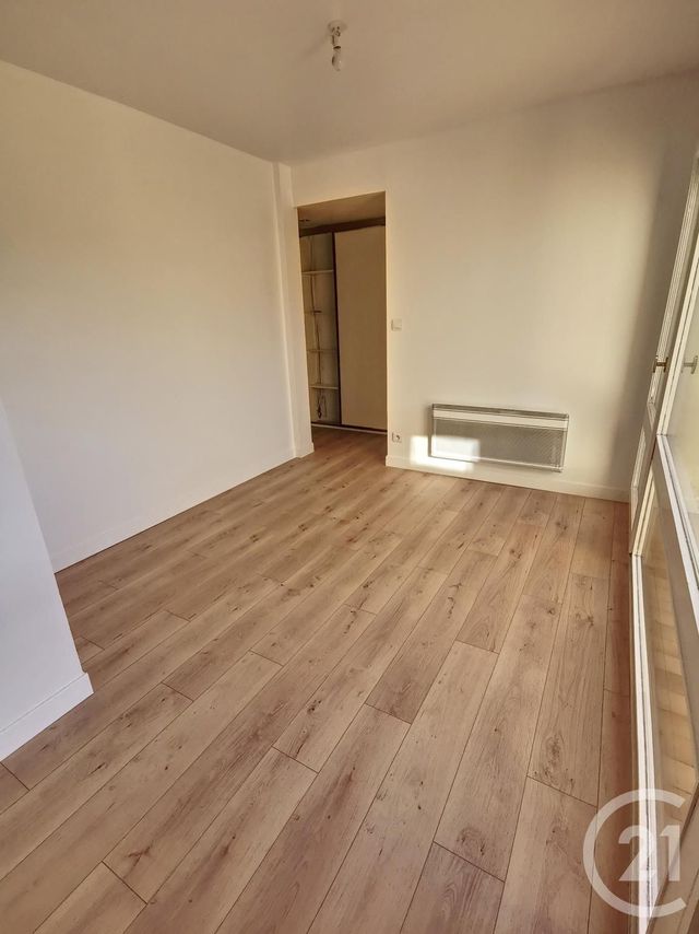 Appartement F2 &agrave; louer - 2 pi&egrave;ces - 47,05 m2 - Cabestany - 66 - LANGUEDOC-ROUSSILLON