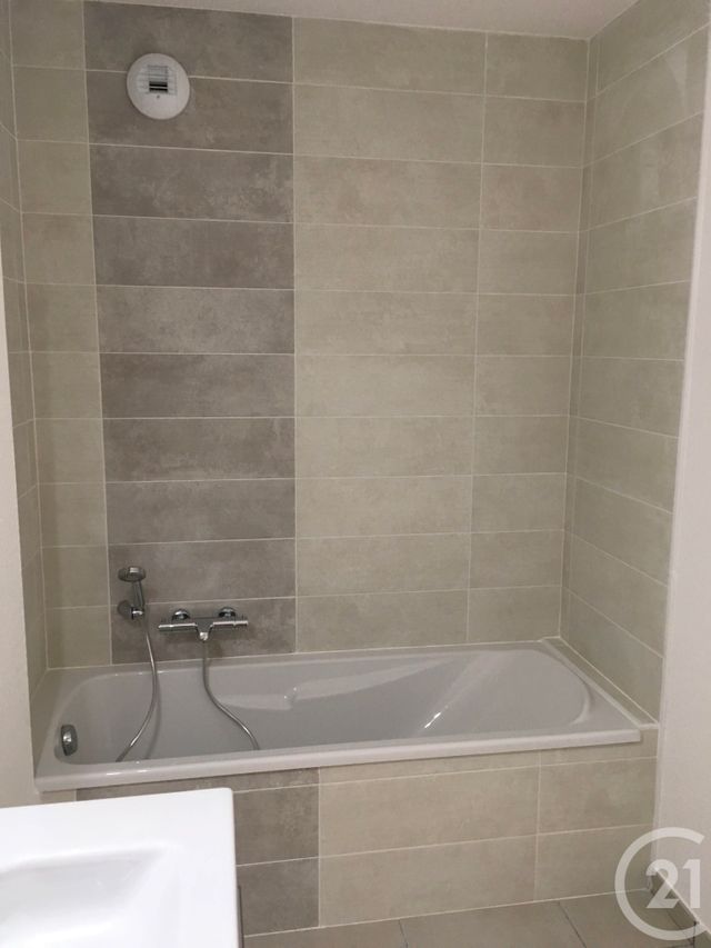 Appartement F3 à louer - 3 pièces - 57,39 m2 - Perpignan - 66 - LANGUEDOC-ROUSSILLON