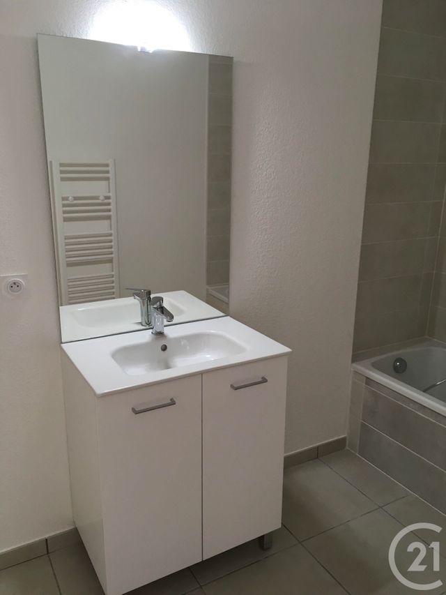 Appartement F3 à louer - 3 pièces - 57,39 m2 - Perpignan - 66 - LANGUEDOC-ROUSSILLON