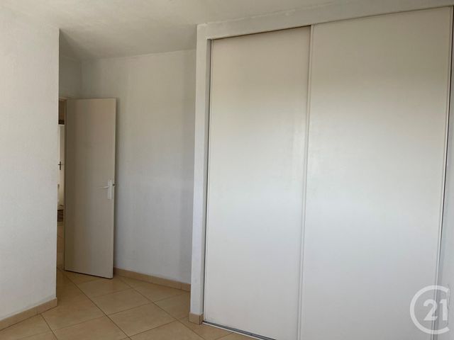 Appartement F3 &agrave; louer - 3 pi&egrave;ces - 55,12 m2 - Latour Bas Elne - 66 - LANGUEDOC-ROUSSILLON