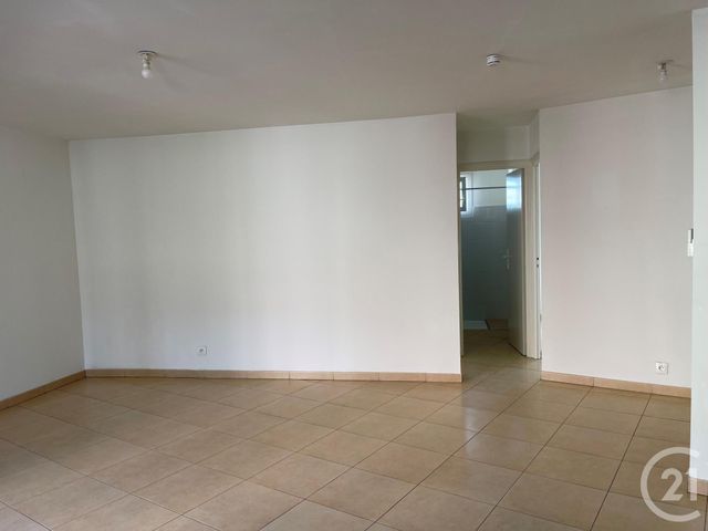 Appartement F3 &agrave; louer - 3 pi&egrave;ces - 55,12 m2 - Latour Bas Elne - 66 - LANGUEDOC-ROUSSILLON