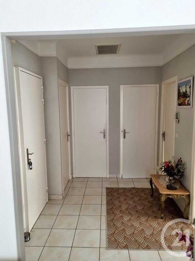 Appartement F4 à vendre - 4 pièces - 71,24 m2 - St Genis Des Fontaines - 66 - LANGUEDOC-ROUSSILLON