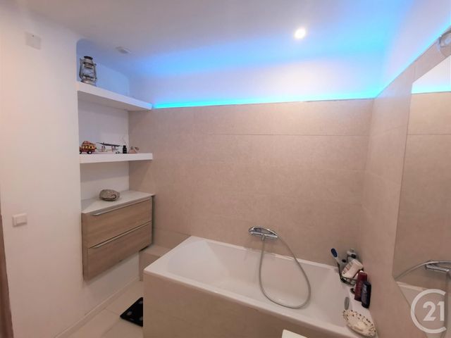 Appartement T4 &agrave; louer - 4 pi&egrave;ces - 84,67 m2 - Port Vendres - 66 - LANGUEDOC-ROUSSILLON