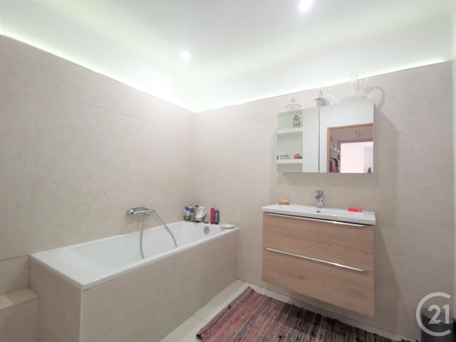 Appartement T4 &agrave; louer - 4 pi&egrave;ces - 84,67 m2 - Port Vendres - 66 - LANGUEDOC-ROUSSILLON