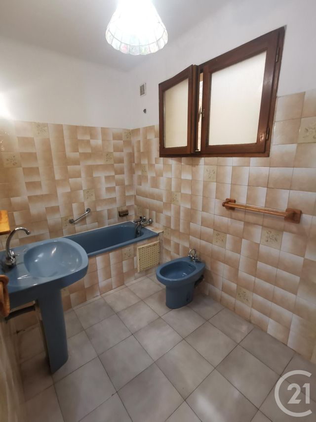 Appartement F3 à louer - 3 pièces - 69 m2 - Elne - 66 - LANGUEDOC-ROUSSILLON