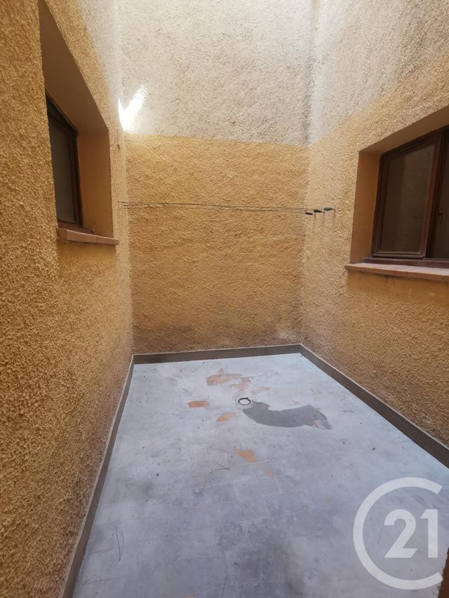 Appartement F3 à louer - 3 pièces - 69 m2 - Elne - 66 - LANGUEDOC-ROUSSILLON