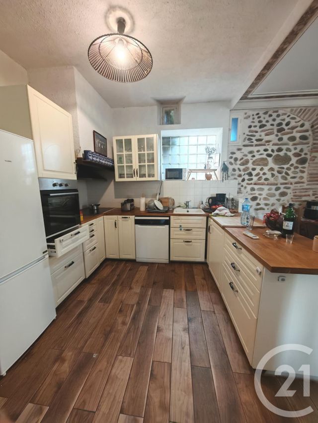 Maison &agrave; louer - 5 pi&egrave;ces - 177 m2 - St Esteve - 66 - LANGUEDOC-ROUSSILLON