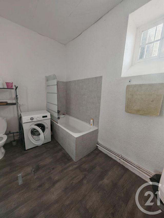 Maison &agrave; louer - 5 pi&egrave;ces - 177 m2 - St Esteve - 66 - LANGUEDOC-ROUSSILLON