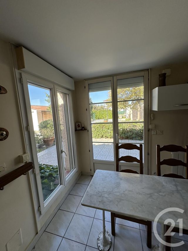Maison &agrave; vendre - 11 pi&egrave;ces - 215 m2 - Palau Del Vidre - 66 - LANGUEDOC-ROUSSILLON