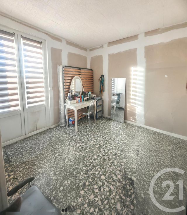 Appartement &agrave; louer - 4 pi&egrave;ces - 84,96 m2 - Laroque Des Alberes - 66 - LANGUEDOC-ROUSSILLON