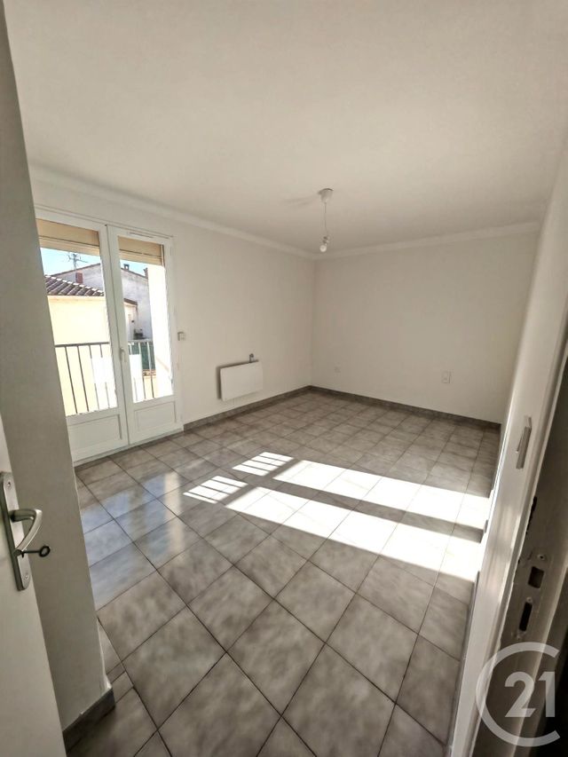 Appartement F3 &agrave; louer - 3 pi&egrave;ces - 74,73 m2 - Elne - 66 - LANGUEDOC-ROUSSILLON