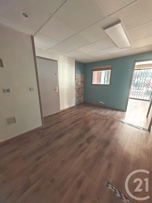 Local commercial à louer - 30.0 m2 - 66 - Pyrenees-Orientales