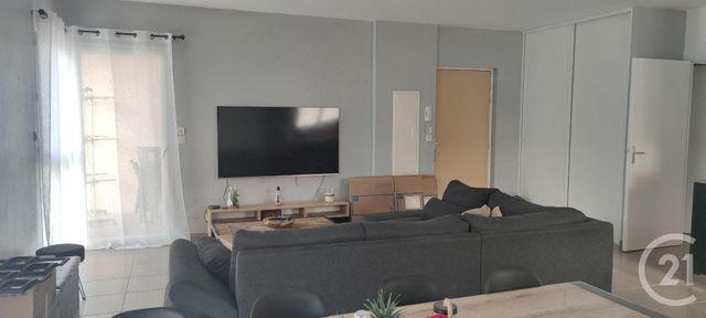 Appartement F3 &agrave; louer - 3 pi&egrave;ces - 70,27 m2 - Le Boulou - 66 - LANGUEDOC-ROUSSILLON